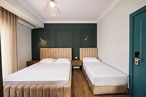 Kristianna Apartments