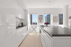 Corporate or Luxury 4 Bedroom Penthouse Steps From Times Square Sleeps
