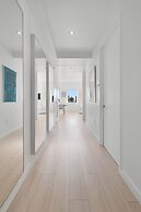 Corporate or Luxury 4 Bedroom Penthouse Steps From Times Square Sleeps