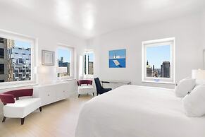 Corporate or Luxury 4 Bedroom Penthouse Steps From Times Square Sleeps