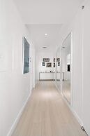 Corporate or Luxury 4 Bedroom Penthouse Steps From Times Square Sleeps