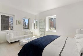 Luxury 4brm 2500 sq ft Penthouse - Walk to Times Square