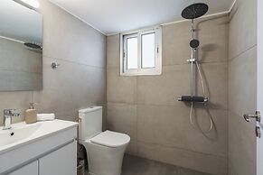 Elegant City Central Suite