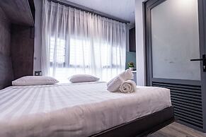 Awenasa by Livinginn