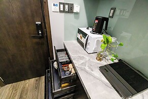 Awenasa by Livinginn