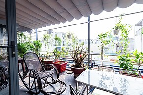 Awenasa by Livinginn