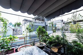 Awenasa by Livinginn