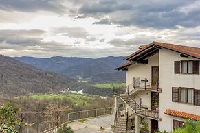 Apartment Marta With Emerald Soca Views