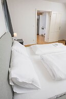 Zum Grazer Uhrturm