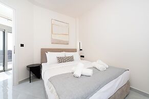 Acropolis View - Stylish City Penthouse