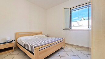 Blue Sky Cottage Just a few Steps From the Beach