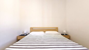 Blue Sky Cottage Just a few Steps From the Beach