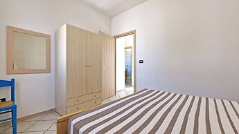 Blue Sky Cottage Just a few Steps From the Beach