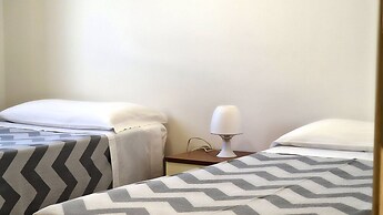 Blue Sky Cottage Just a few Steps From the Beach