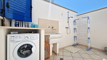 Blue Sky Cottage Just a few Steps From the Beach