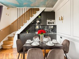 Merveil Luxury Suites - Royale - Saint Honore view