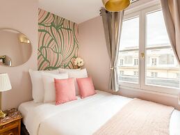 Merveil Luxury Suites - Royale - Saint Honore view