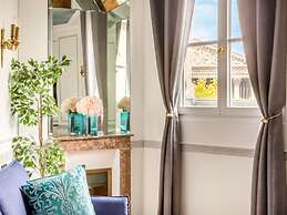 Merveil Luxury Suites - Royale - Saint Honore view