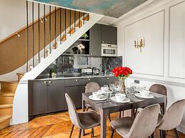 Merveil Luxury Suites - Royale - Saint Honore view