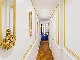 Merveil Luxury Suites - Royale - Saint Honore view