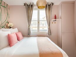 Merveil Luxury Suites - Royale - Saint Honore view