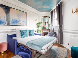 Merveil Luxury Suites - Royale - Saint Honore view