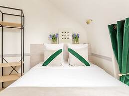 Merveil Luxury Suites - Royale - Saint Honore view