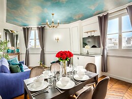 Merveil Luxury Suites - Royale - Saint Honore view