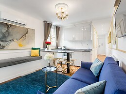 Merveil Luxury Suites - Royale - Saint Honore view