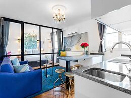 Merveil Luxury Suites - Royale - Saint Honore view