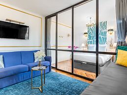 Merveil Luxury Suites - Royale - Saint Honore view