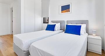 Apartment Me12 - Prometheus