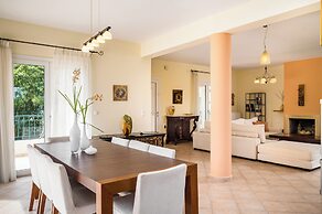 The Olive Project - Villa Maria with Private Pool by Konnect