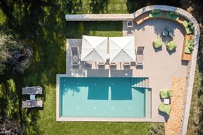 The Olive Project - Villa Maria with Private Pool by Konnect