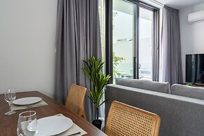 Solara - Stylish Balcony Apartments in Larnaca