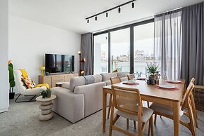 Solara - Stylish Balcony Apartments in Larnaca