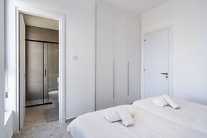 Solara - Stylish Balcony Apartments in Larnaca