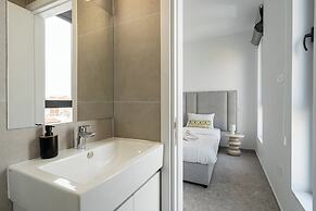 Solara - Stylish Balcony Apartments in Larnaca