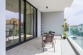 Solara - Stylish Balcony Apartments in Larnaca
