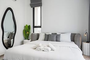 Solara - Stylish Balcony Apartments in Larnaca