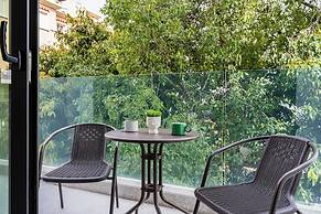 Solara - Stylish Balcony Apartments in Larnaca