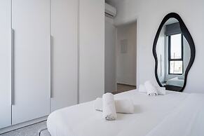 Solara - Stylish Balcony Apartments in Larnaca