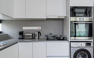 Solara - Stylish Balcony Apartments in Larnaca