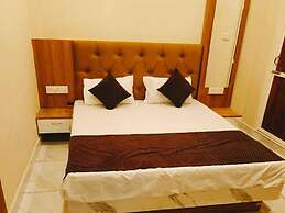 Hotel Sarthak Palace