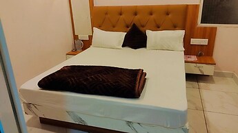 Hotel Sarthak Palace