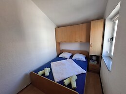 Apartment Kastilac with sea view