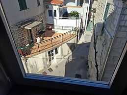 Apartment Kastilac with sea view