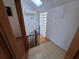 Apartment Kastilac with sea view