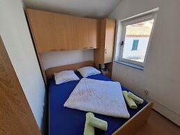 Apartment Kastilac with sea view