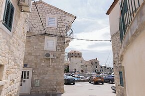 Apartment Kastilac with sea view